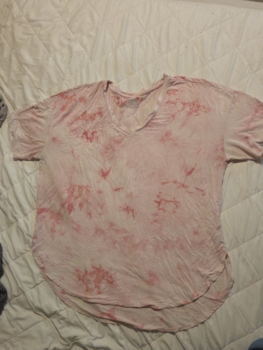 Time and Tru Pink Tie-Dye V-Neck Short Sleeve Top, Large